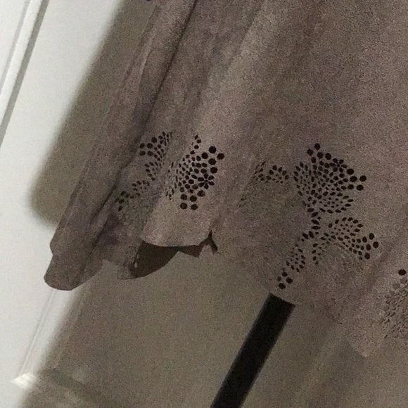 Taupe Tunic with cutout details - Picture 3 of 5